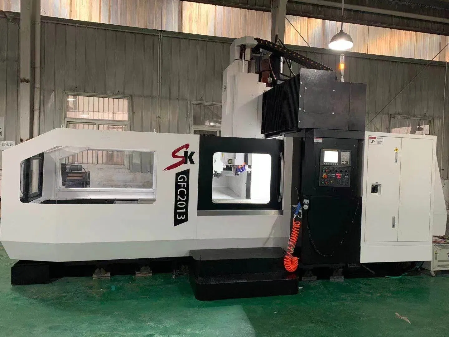 High Rigidity Fanuc System GF-3232 in Stock Gantry Type Milling Machining Center for Sale