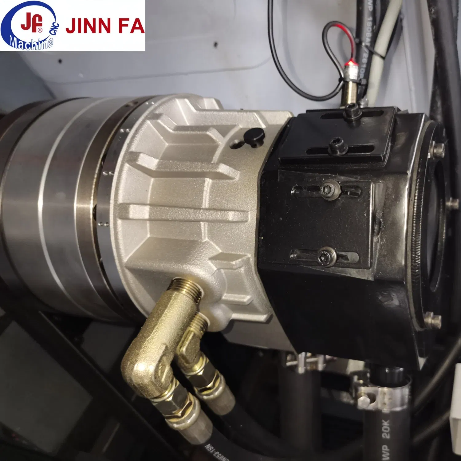 JINNFA YK-260M &nbsp;CNC Milling Machine for Metal Turn-Mill Combination
