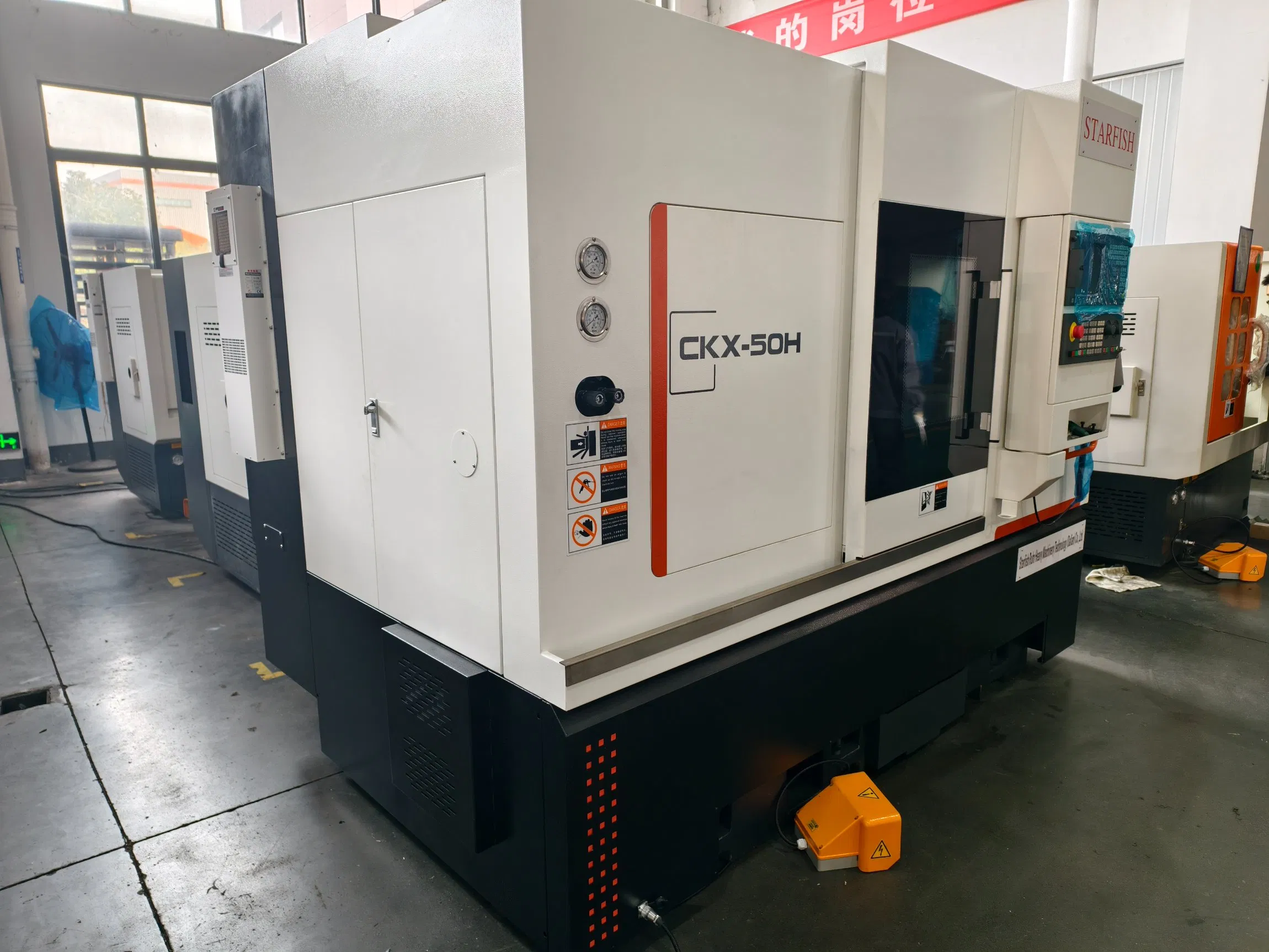 3 Axis Slant Bed CNC Turning Milling Center with Turning Preicision 0.003mm