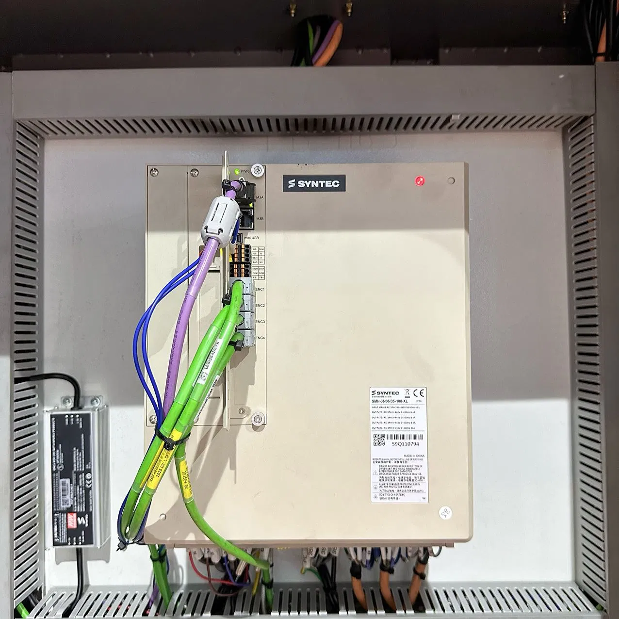 High-Precision Leyo Compact Vertical Machining Centre 5 Axis CNC System