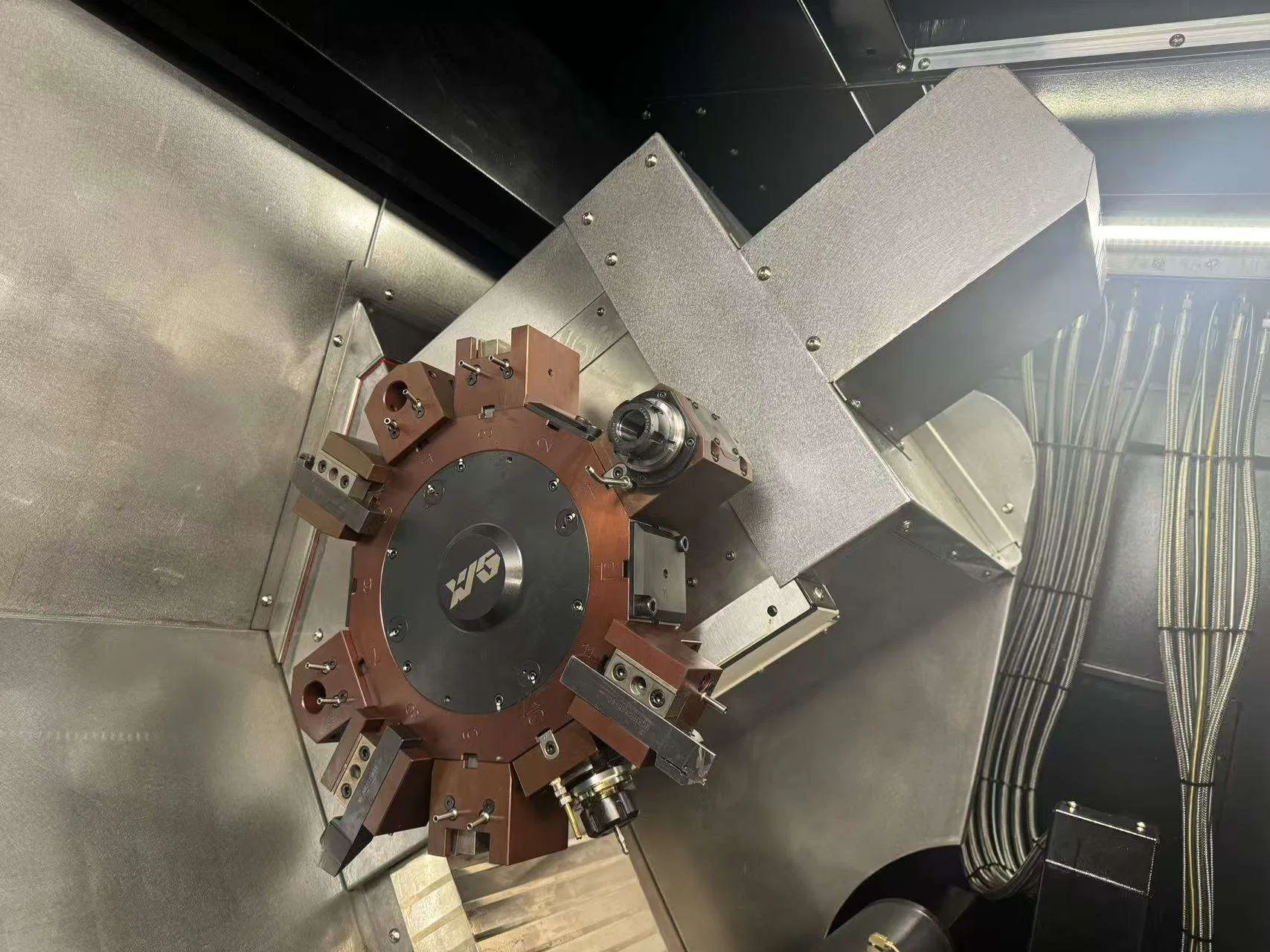 Tck600dyx1000/1500 Slant Bed CNC Lathe Machine for Metal Turning and Milling Machine Center Swiss Type