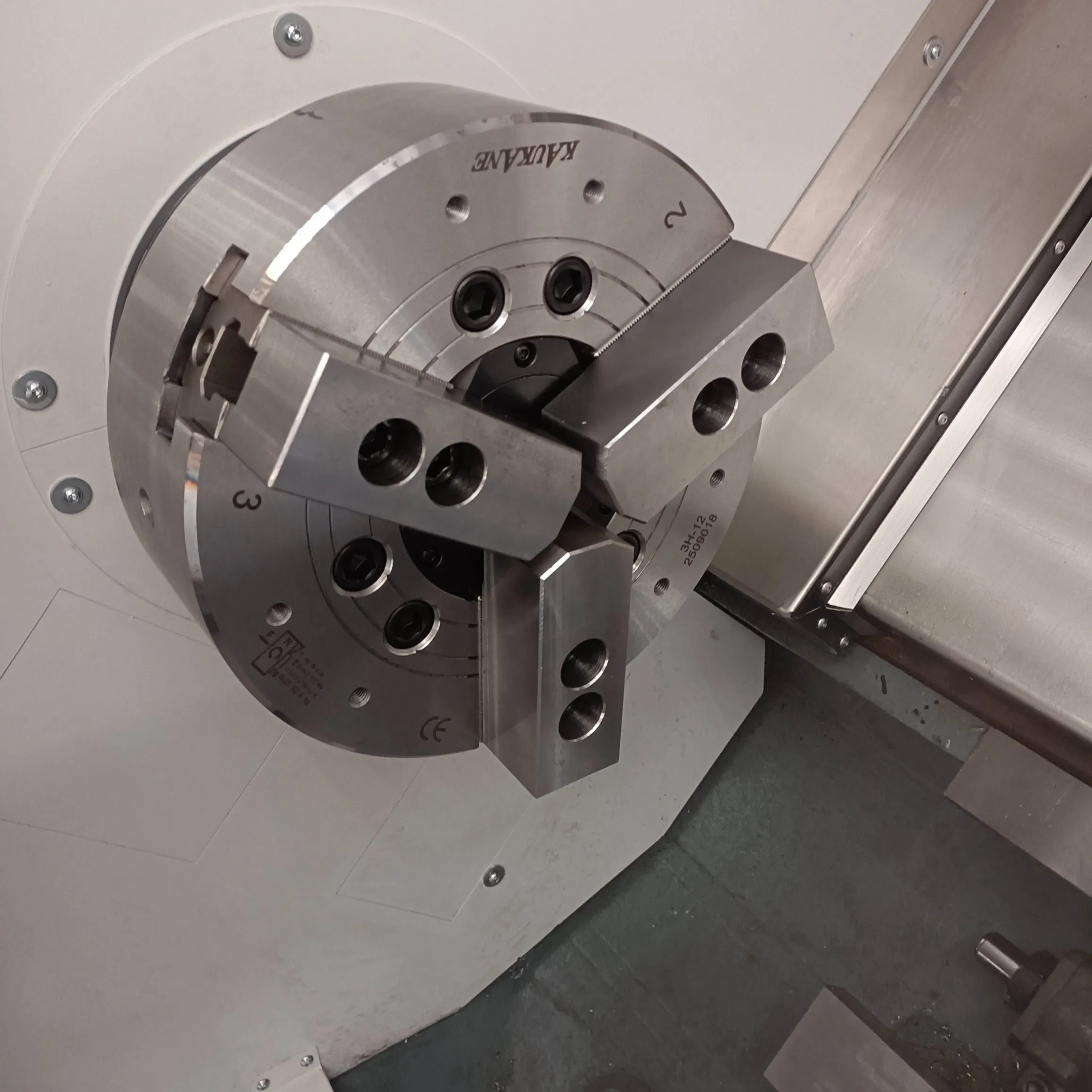 Heavy-Duty CNC Turning Milling Machine 4 Axis Fanuc for Precision Work