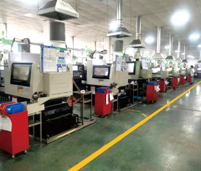 Swiss Type Lathe CNC Sliding Headstock Turning Machine for Micro Parts