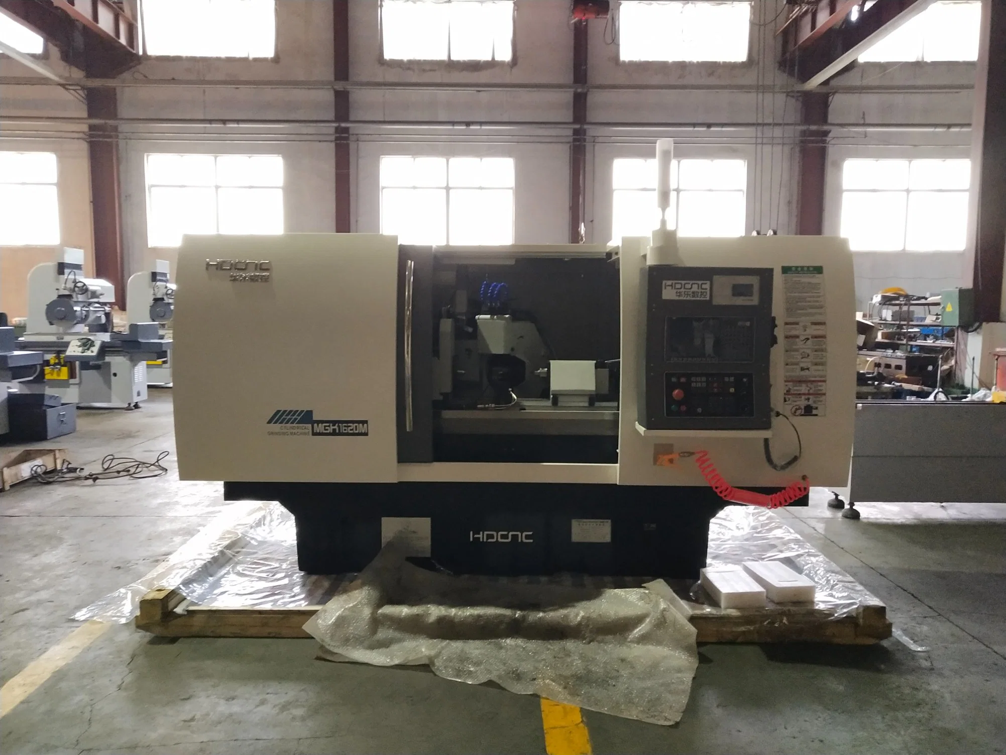 Mgk1620*500 Cylindrical Grinder Grinding Machine with Roughness Ra 0.04um