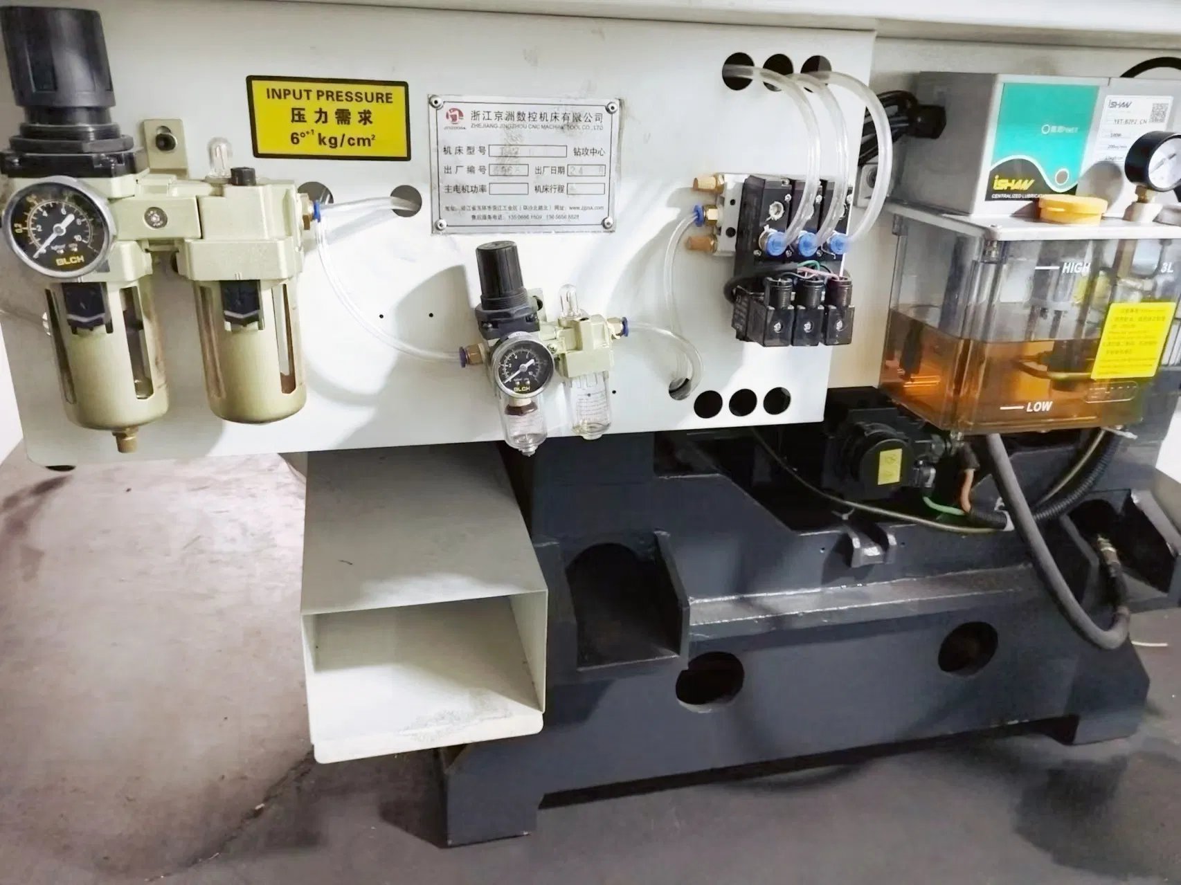 Jz-530-16 High-Precision Heavy CNC Milling Metal /Wood Cutting/Drilling/Router/Engraving/Turning Machine Center