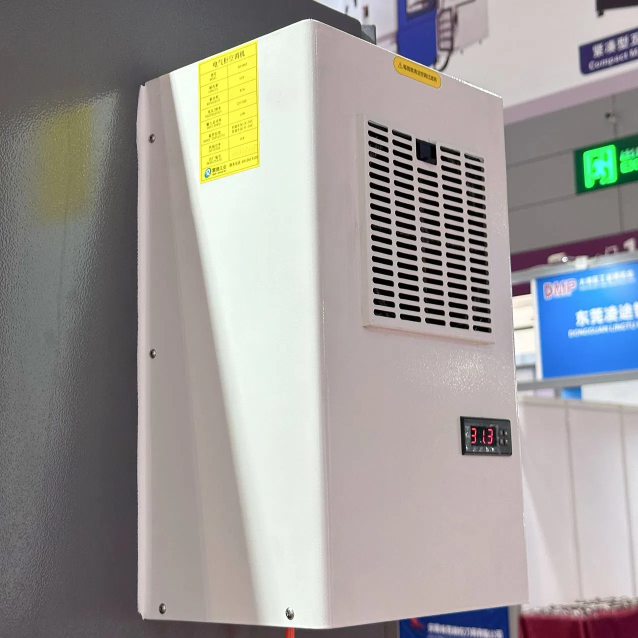 High-Precision Leyo Compact Vertical Machining Centre 5 Axis CNC System