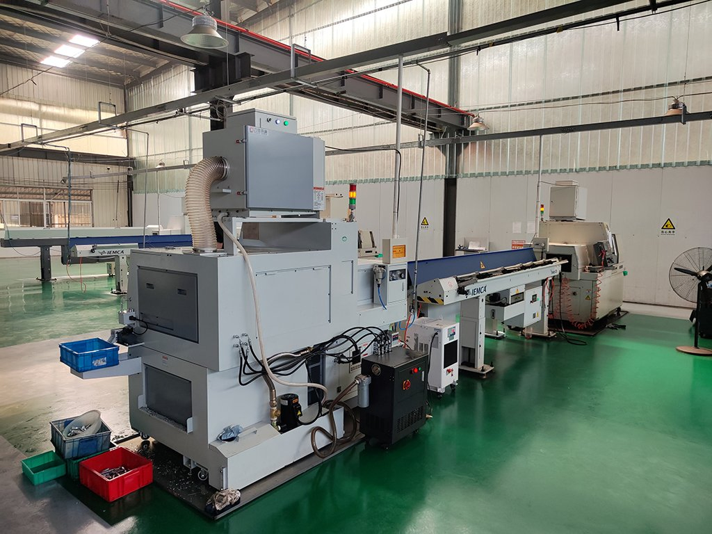 Customized Logo Mist Collection System for Large Machining Centers