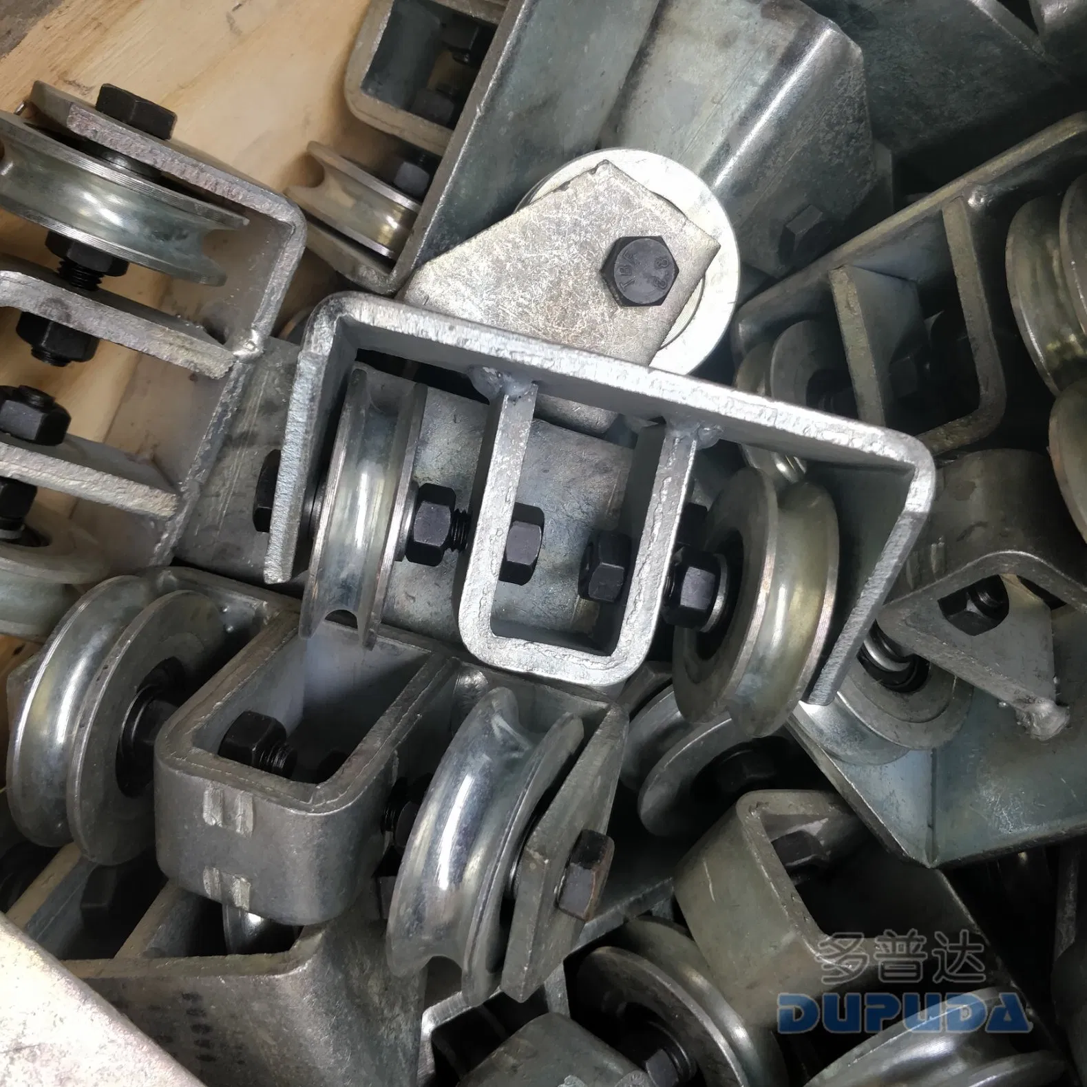 Weatherproof Retractable Tarp Electric Truck Tarp System, China Price of Mining Machine Part/Machining Component, Transmission Chain Chain Drive System