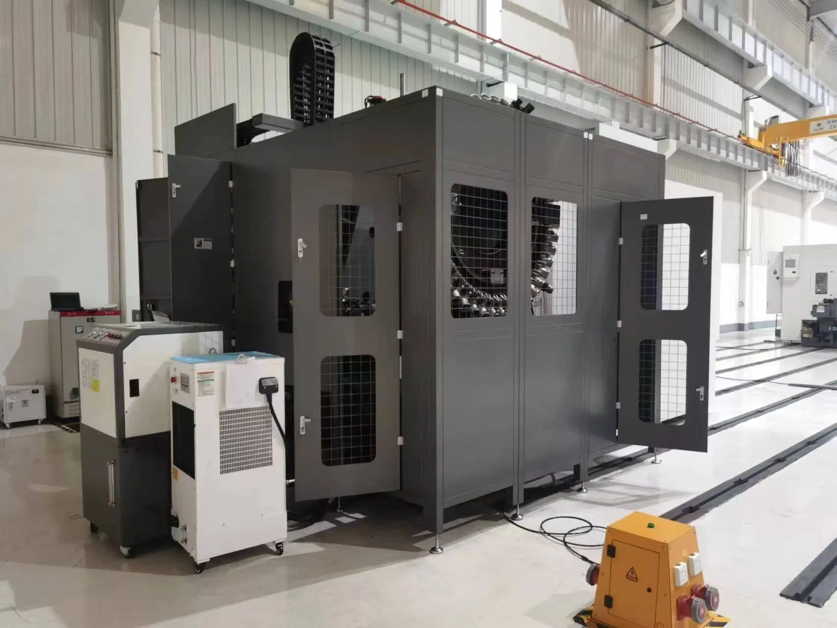 Hmc1000 Nanolock Ultra-Precision Horizontal Machining System for Medical Device Manufacturing