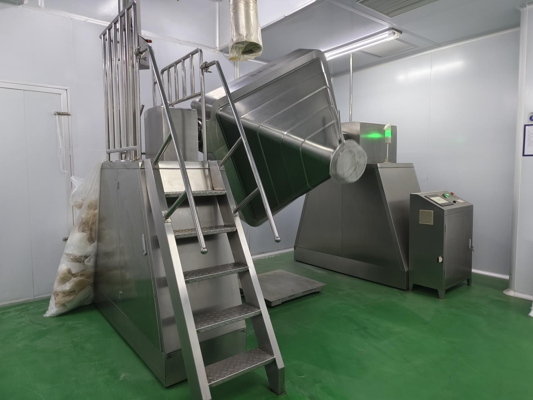 Automatic mixing machine for botanical raw material blending