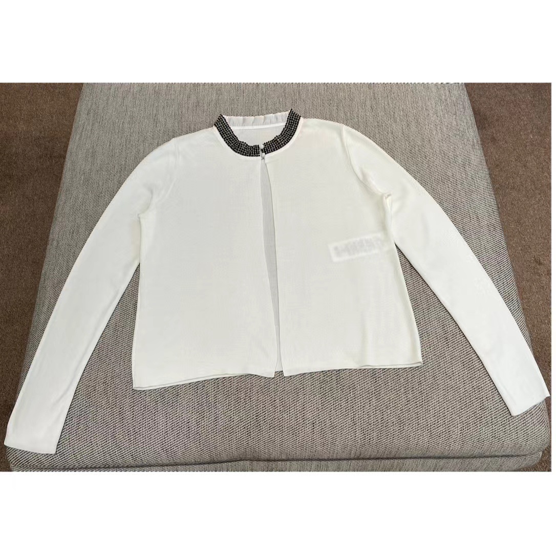 Women's Crewneck Knitted Cardigan, with Bead Embroidery at the Neckline, Single Button, Spring and Autumn Fashion Leisure Coat