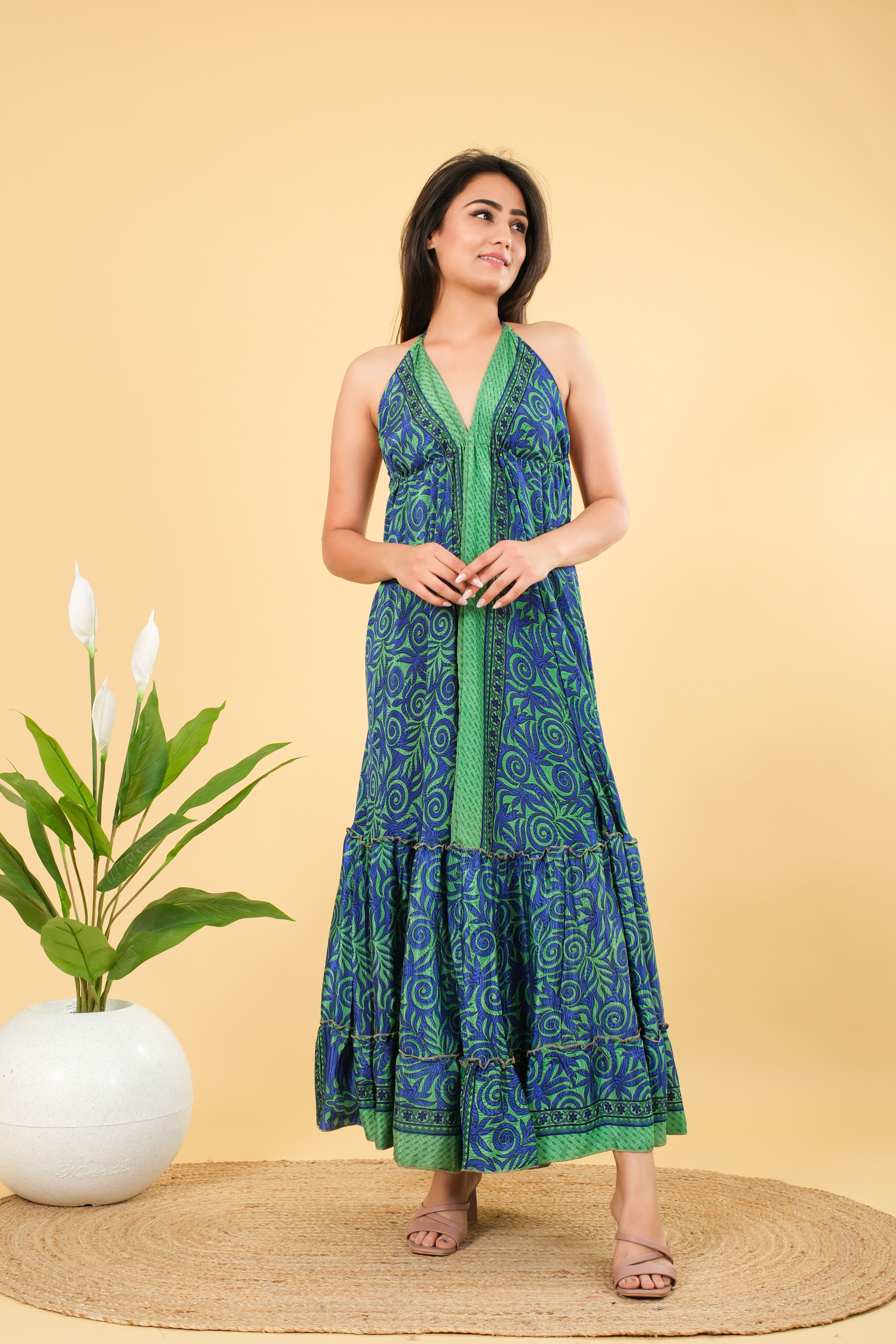 Handmade Lavinas Elegant Silk Floor-Length Maxi Dress Washable Breathable Formal Women Floral Hand Block Printed Backless V-Neck