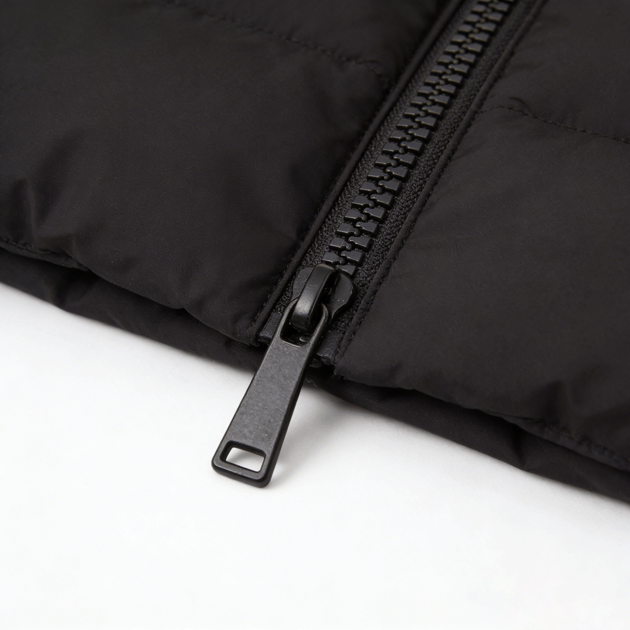 New Winter 2025 Trendy Women's Coats Thin Light Down Lady's Custom Jackets Stand Collar Loose White Wholesale Puffer Jacket