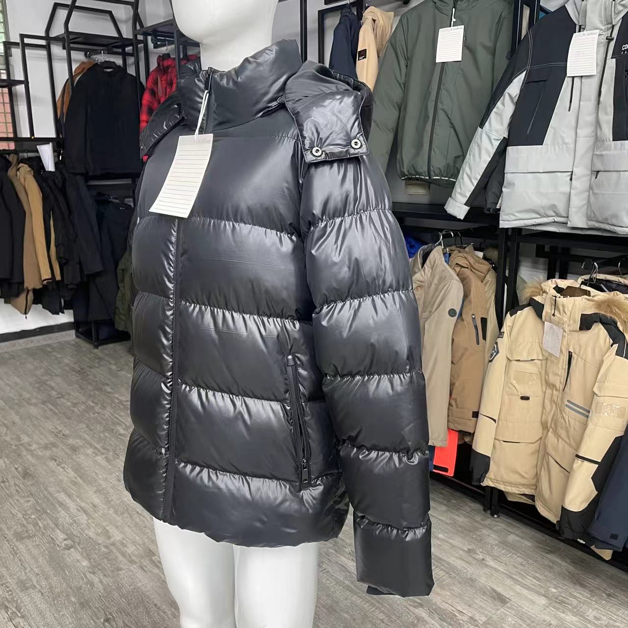 OEM Women's Fashion Waterproof Windproof Padding Jacket Quilted and Breathable for EU/USA Market Outdoor Warn Jacket
