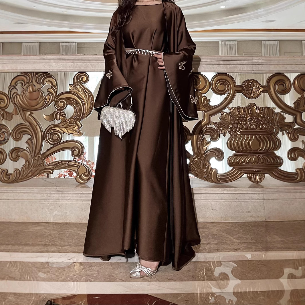 Zifeng OEM Fashion Middle Eastern Women's Muslim Butterfly Embroidered Diamond Belt Satin Cardigan Robe