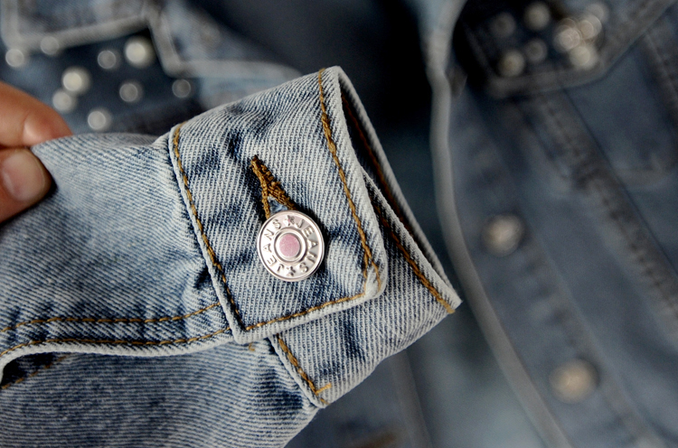 2021 Hot Sale Ladies Denim Jacket Beaded Pearl Loose Thin Autumn and Winter Short Denim Jacket