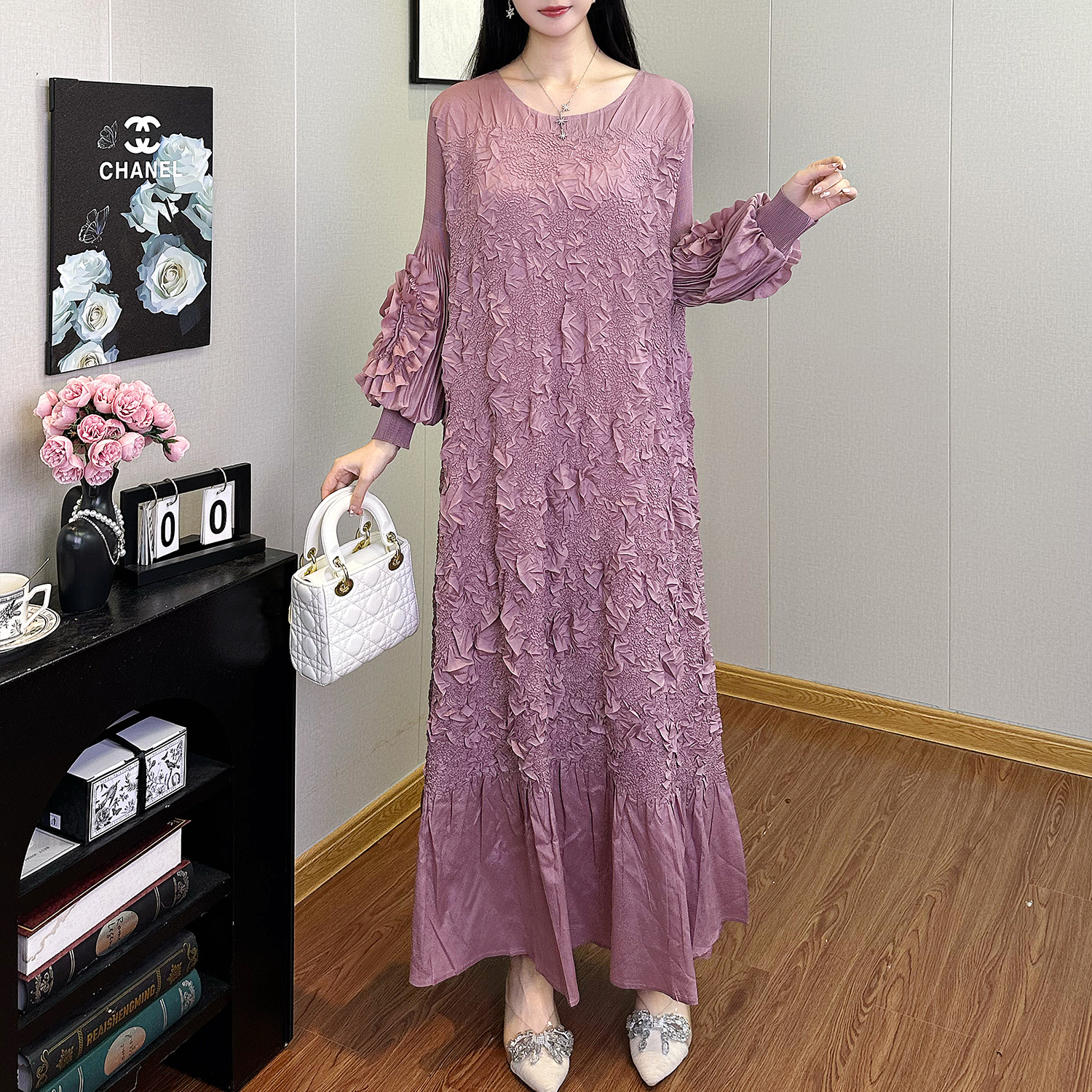Direct Factory Sale Elegant Casual Ladies for Dresses Long Maxi Unique Pleated Design Petal Sleeves Ruched Dress