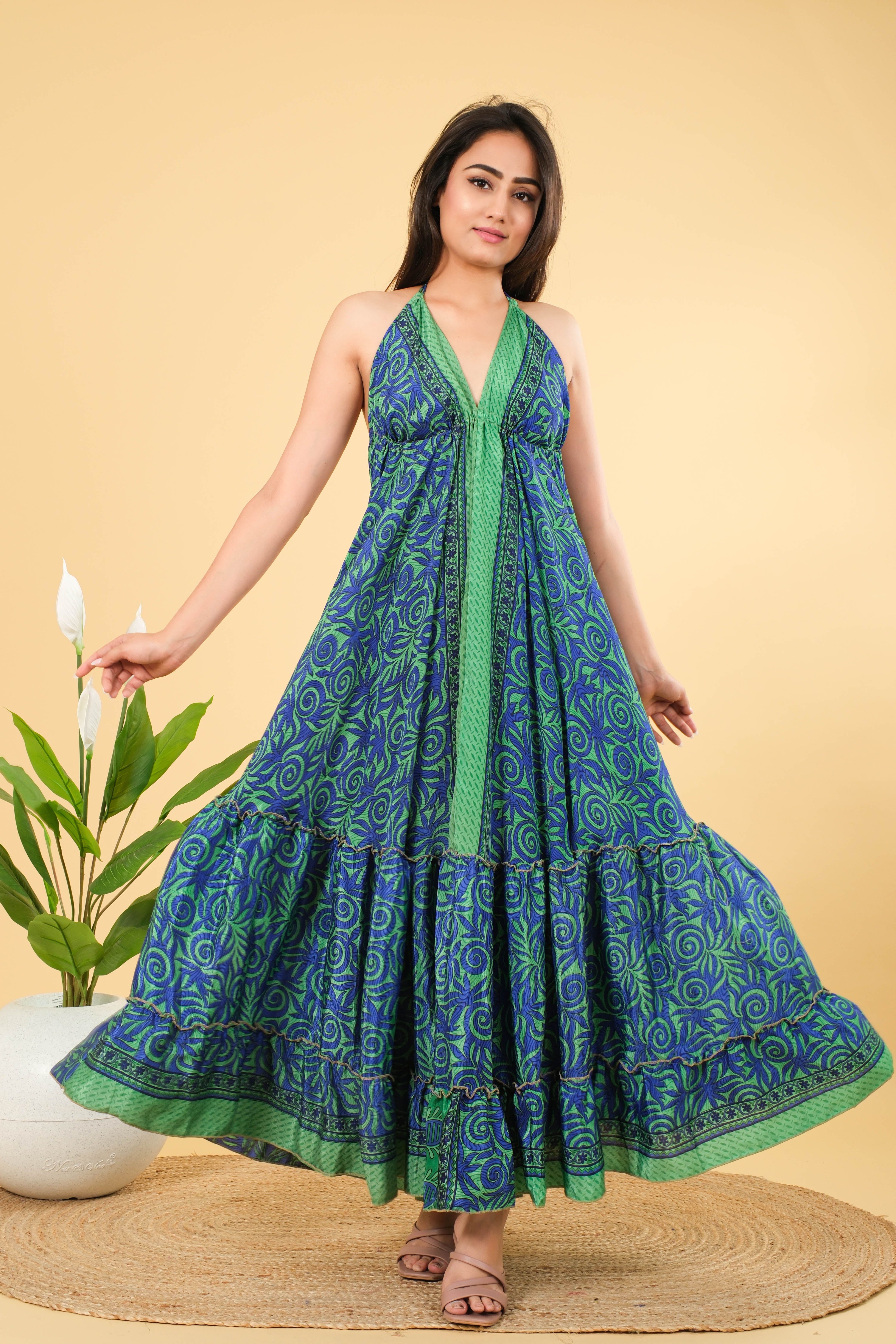 Handmade Lavinas Elegant Silk Floor-Length Maxi Dress Washable Breathable Formal Women Floral Hand Block Printed Backless V-Neck