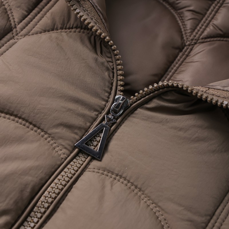 Women's Vintage Windbreaker Winter Jacket Woven Polyester Insulated Hooded Outerwear for Middle-Aged Wear