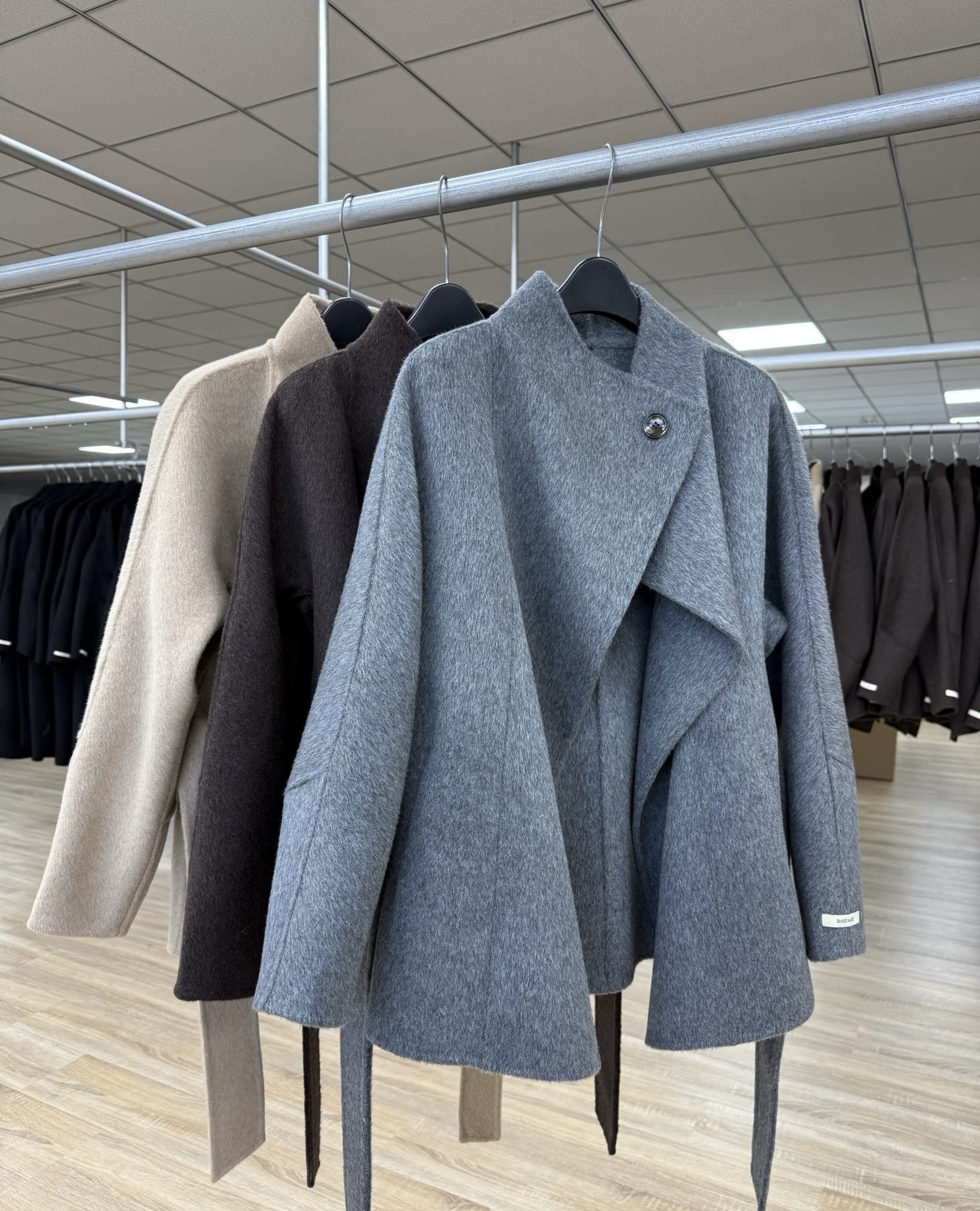 New Winter 2026 Spring Fashion Women's Wool Trench Coat Elegant Cashmere Coat Luxurious Women's Trench Coat