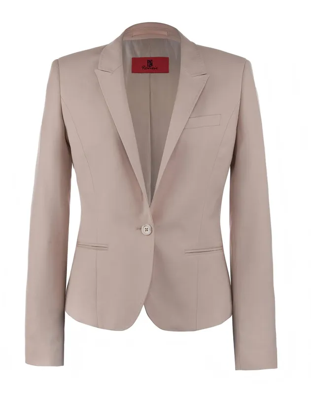 Suit Detail 4