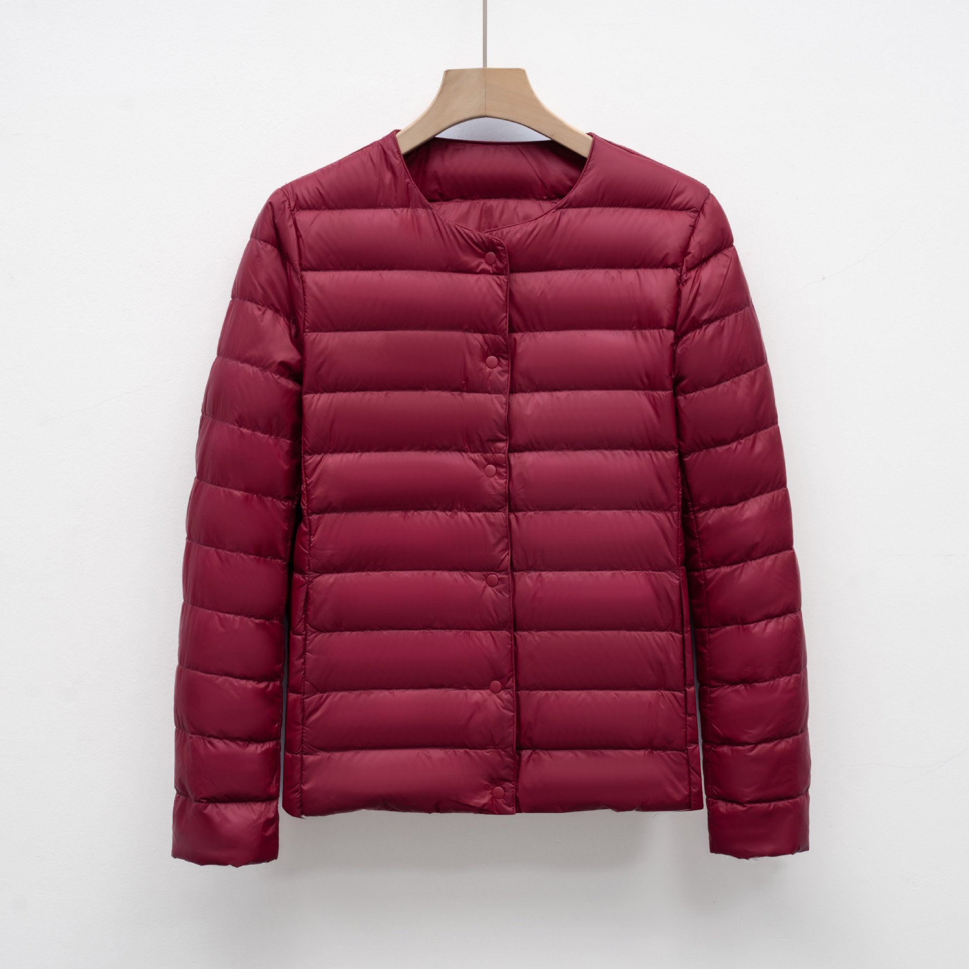 Fashion Ultra Light 90 Duck Down Women Lightweight Coat Warm Female Windbreaker Women's Down Jackets in Stock