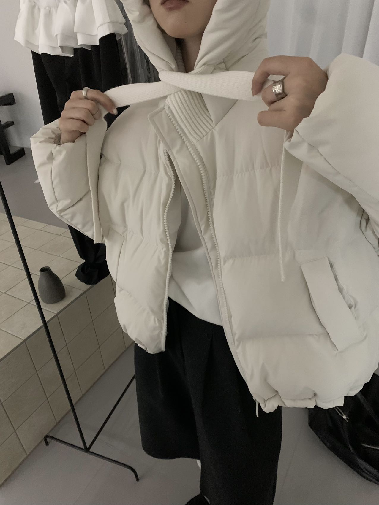 Japanese Korean Style Waterproof Lightweight Women's Down Jacket with Hood Ribbon Warm Puffer for Winter Street and Outdoor Wear