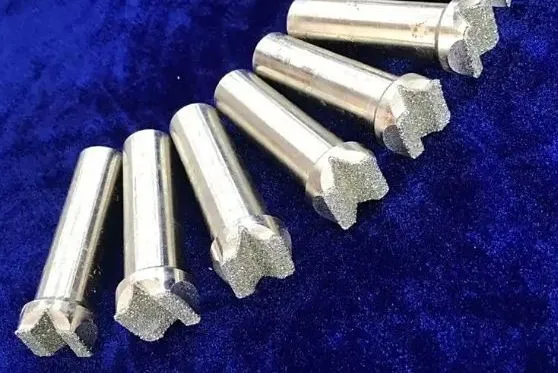 معلمات المنتج 4