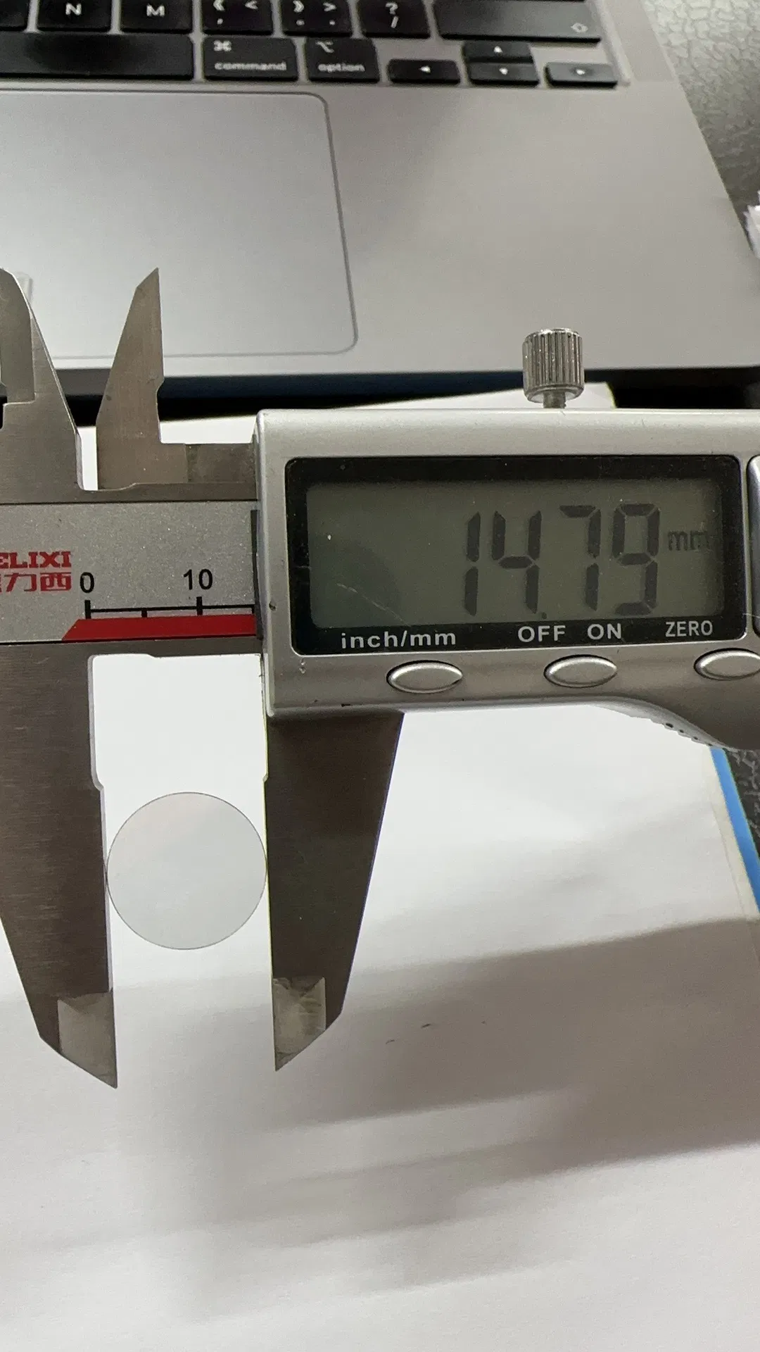حبيبات الماس CVD أحادية البلورة من النوع Iia بحجم كبير ونحيف للغاية، ركائز الماس CVD 15*15*0.1