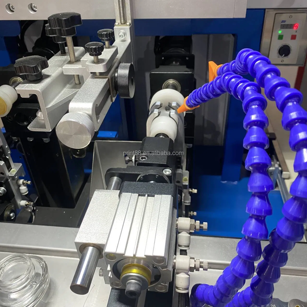 LC Brand 1 Color Nail Polish Glass Bottle Screen Printing Machine with Flame Treatment System