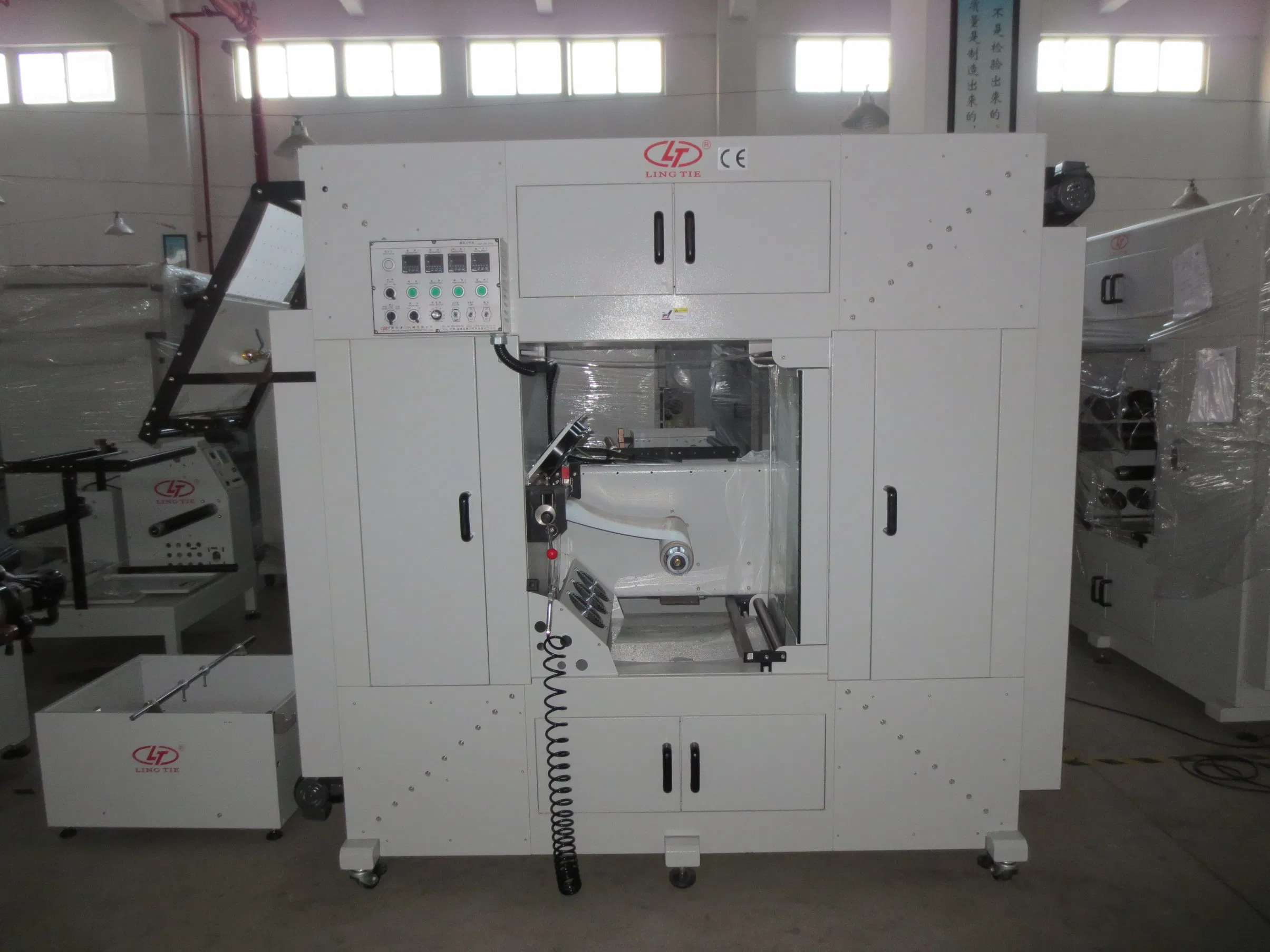 Automatic Fabric Ribbon Roll to Roll Screen Printer Textile Label Screen Printing Machine