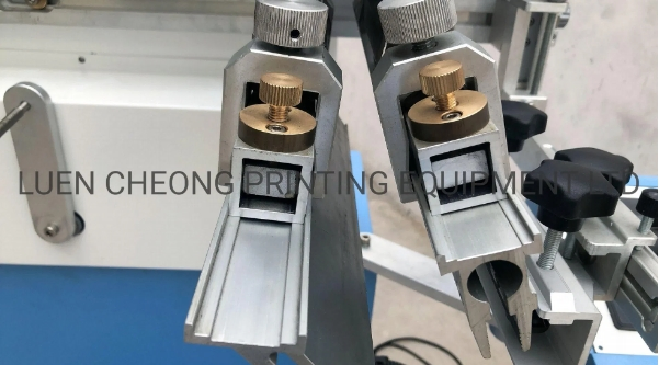 LC Flatbed Screen Printing Machine with Rotary Conveyor High-Speed Decoration for Bottles, Cups Drinkware