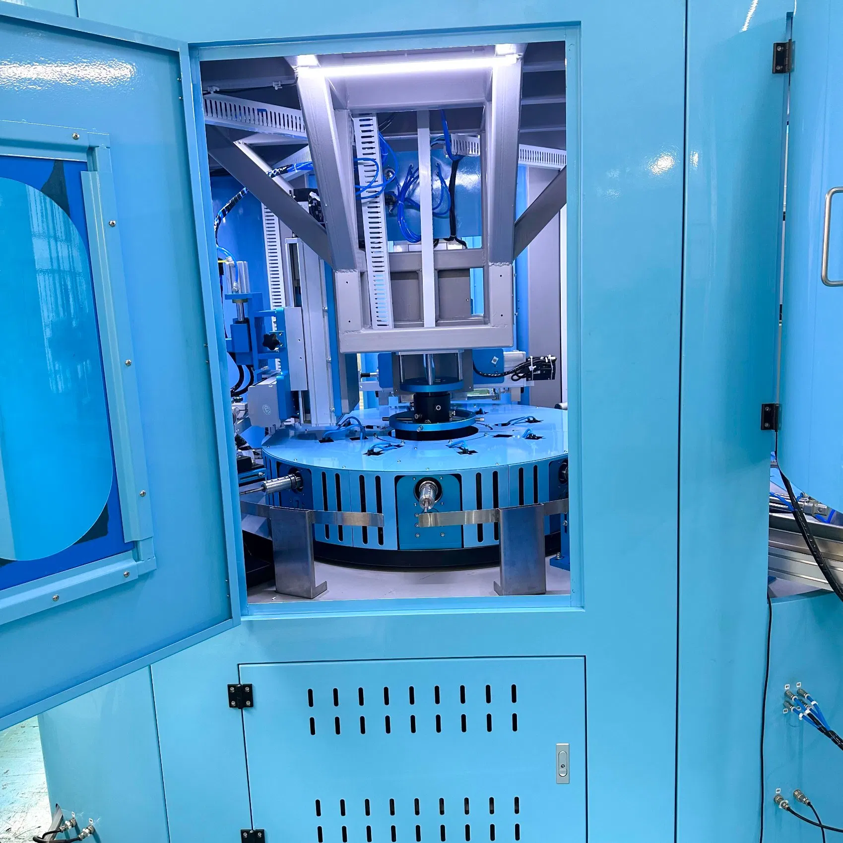 High Accuracy Automatic Screen Printing Machine with UV Dryer for Cosmetic Lipstick Tubes