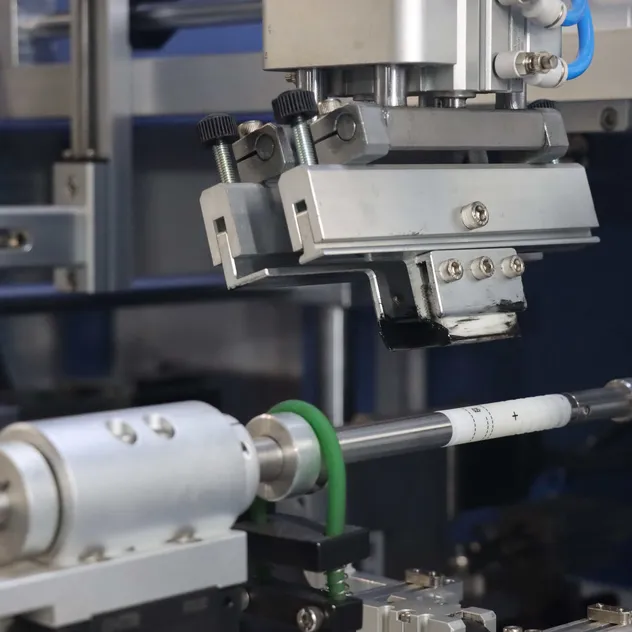 Flexible Squeegee and Ink Blade Sitting