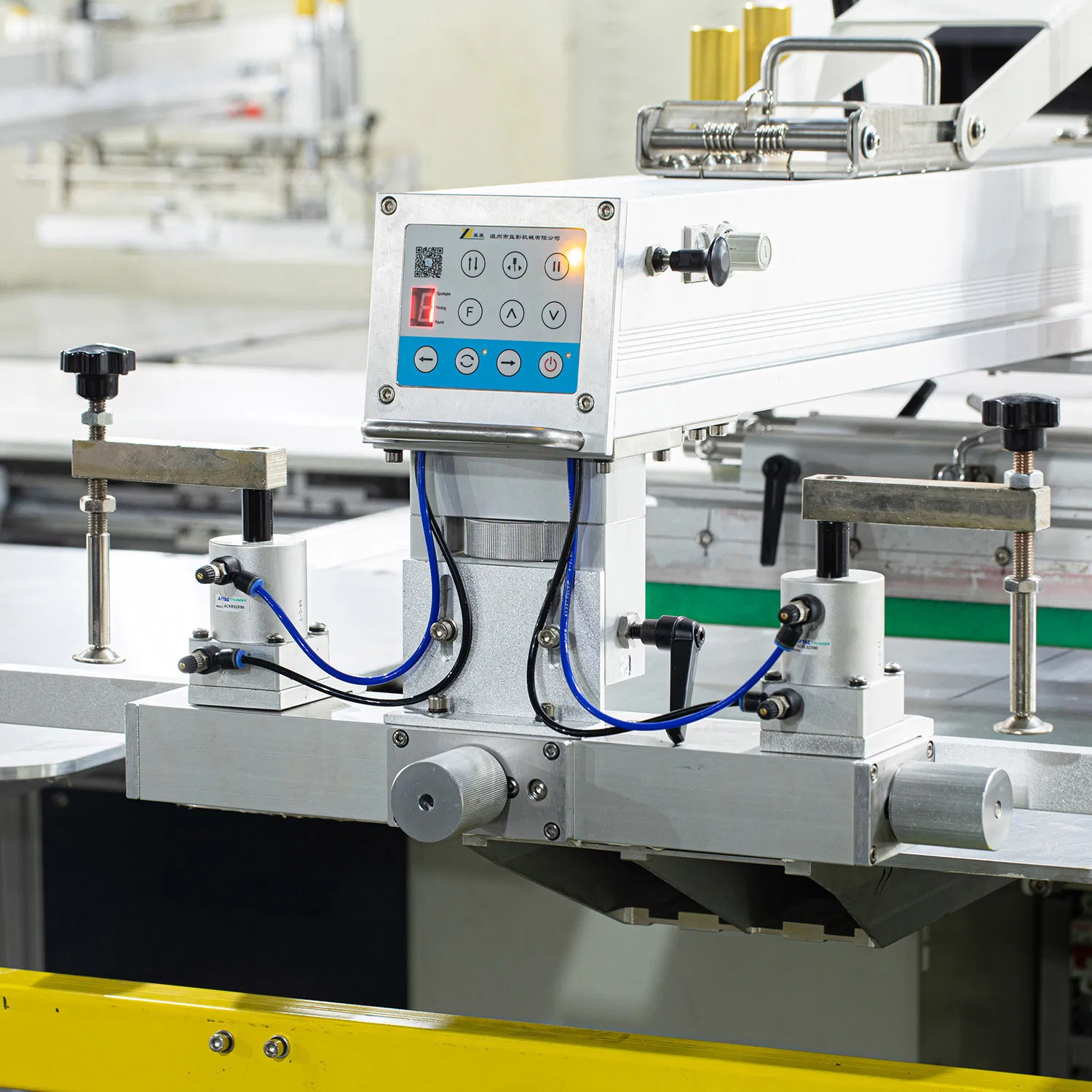 Spo 14 Colors Automatic Textile Clothes Screen Printing Machine Price