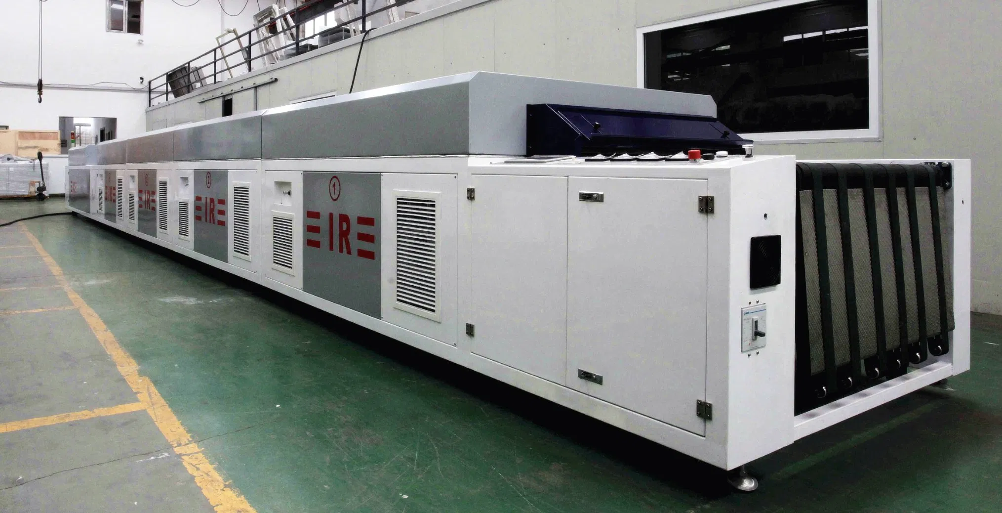 Automatic Stop Cylinder Silk Screen Printing for Heat Transfer Label, Panel with Adheasive Powder Sparying/Dusting, IR Dryer Tunnel and Paper Stacking Machine