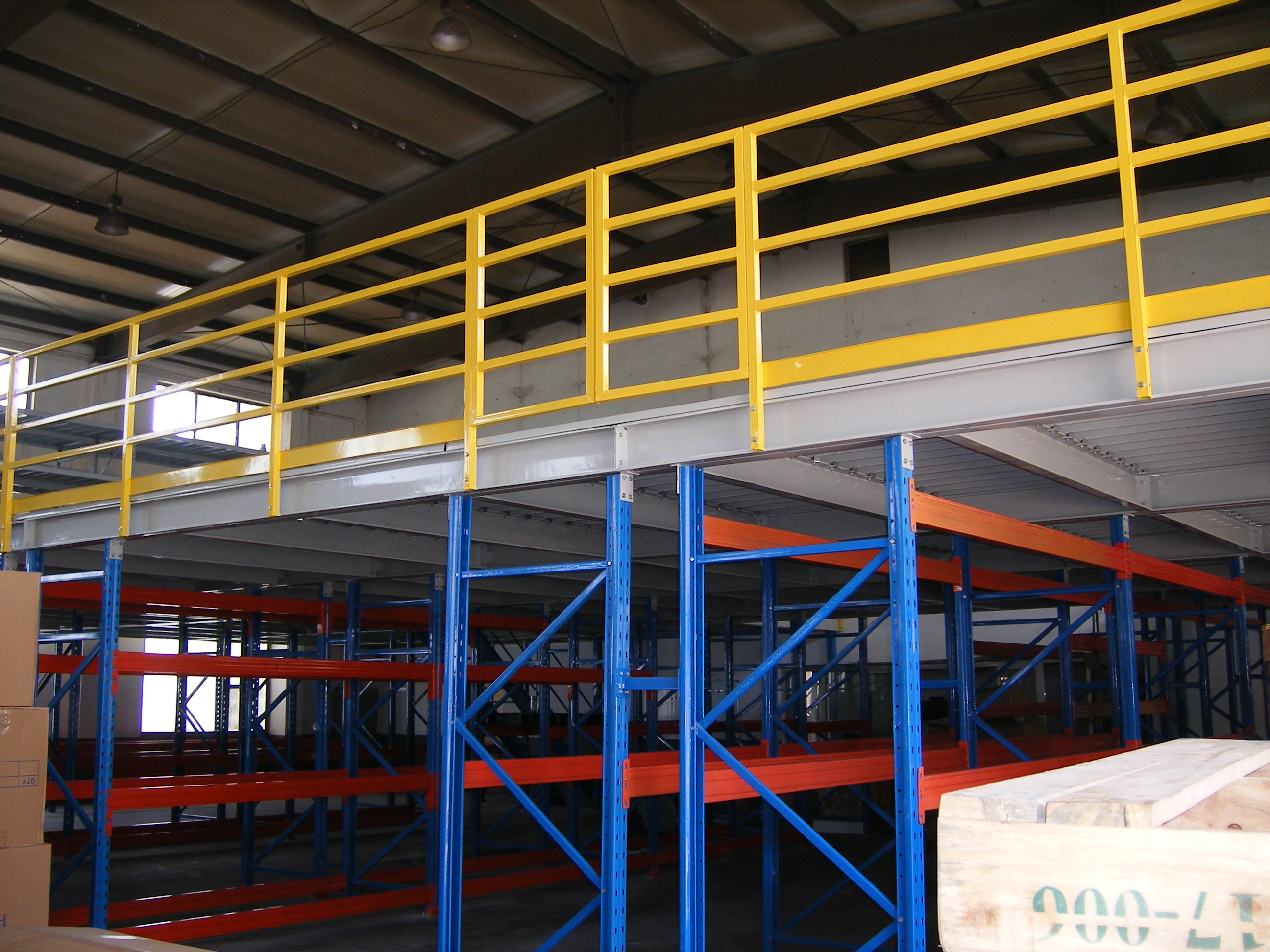 Multi-tier mezzanine application