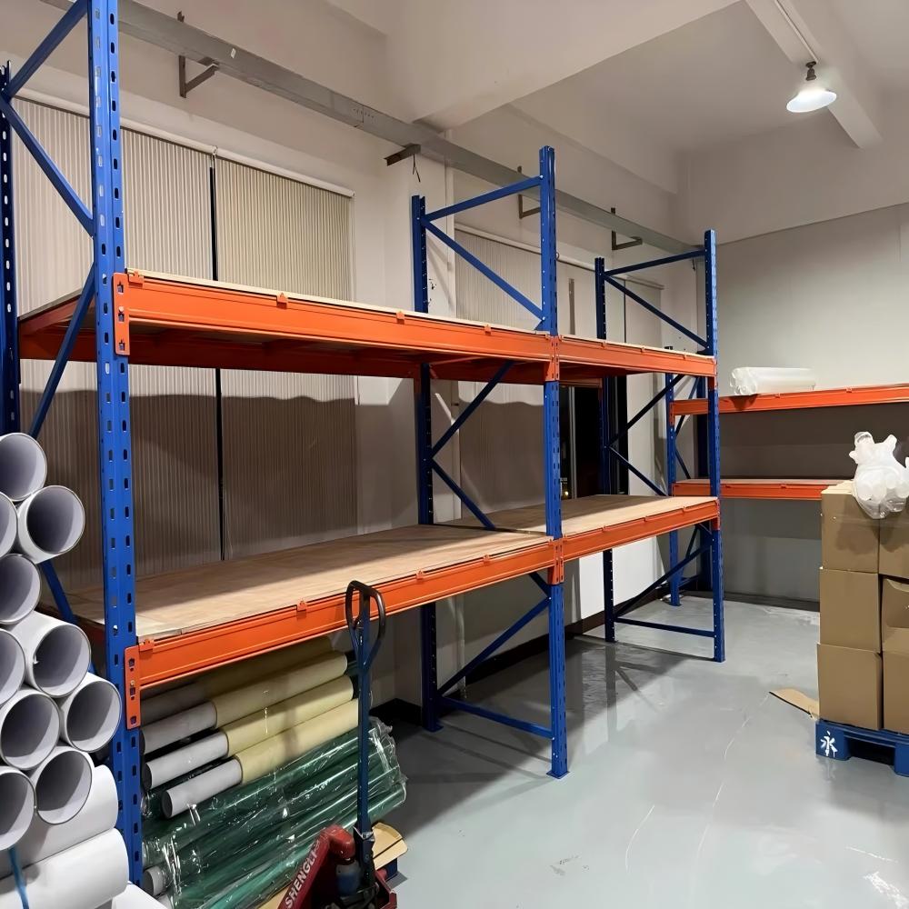 Factory Price Wire Shelving & Display Rack Units 200kg 300kg 500kg Stacking Racks for Durable Warehouse Storage Made of Steel