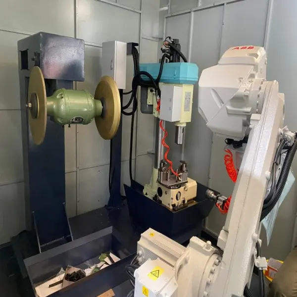 6 axis grinding robot station design