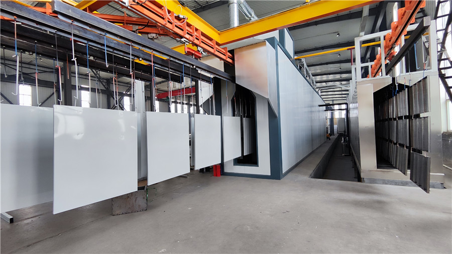 Spray molding powder coating