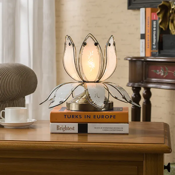 Lotus Flower Table Lamp 1