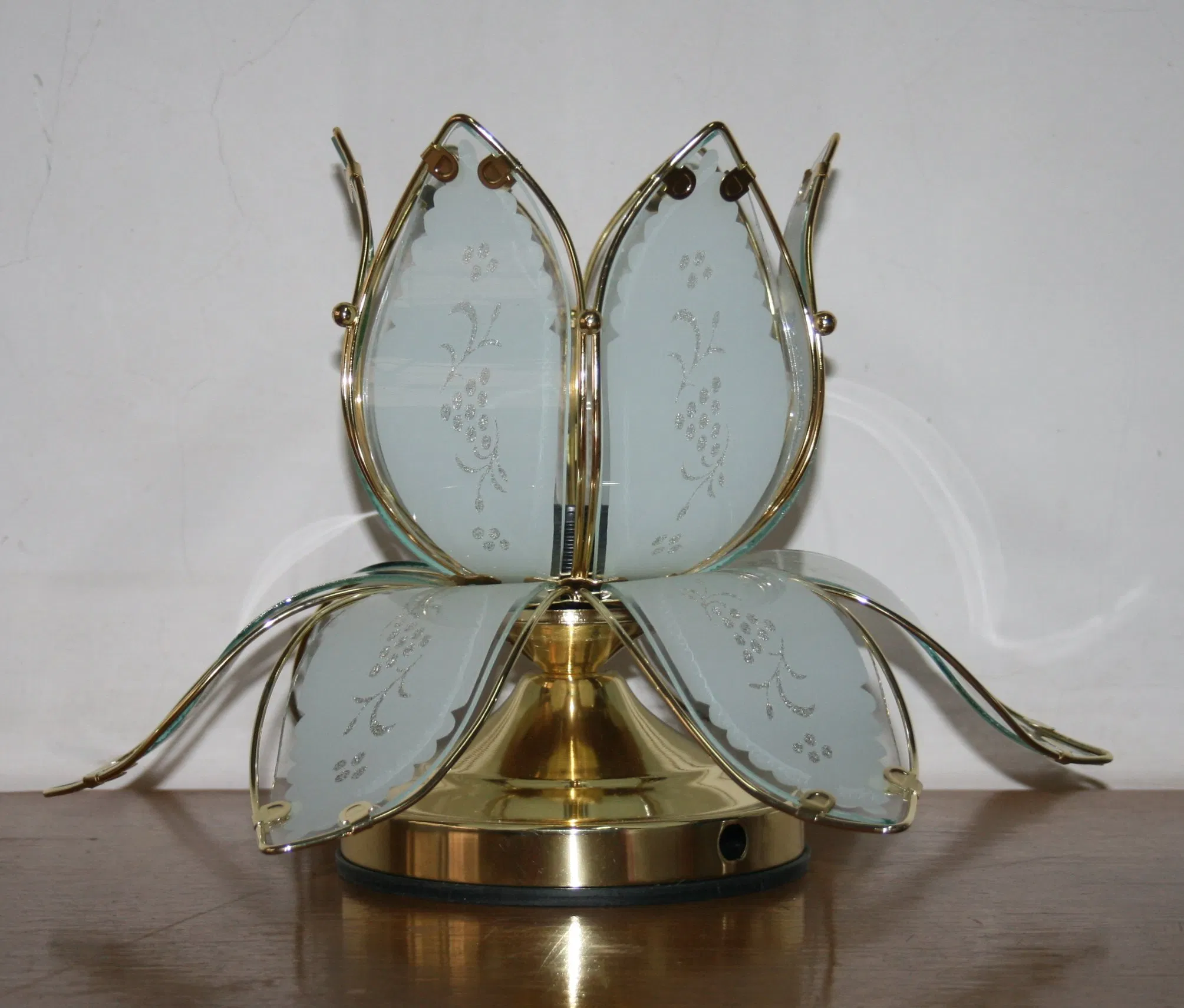 Art Deco Home Touch Control Lamp Dimming Lotus Flower Table Lamp Decorative