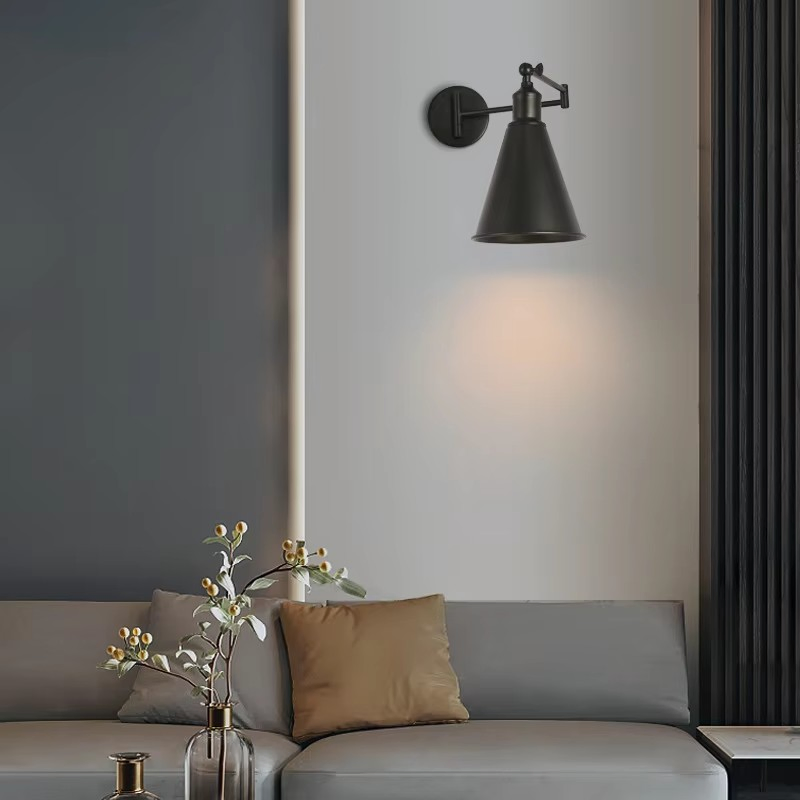 Antique Iron Swing Arm Wall Lamp with Telescopic Folding Us/EU Standard