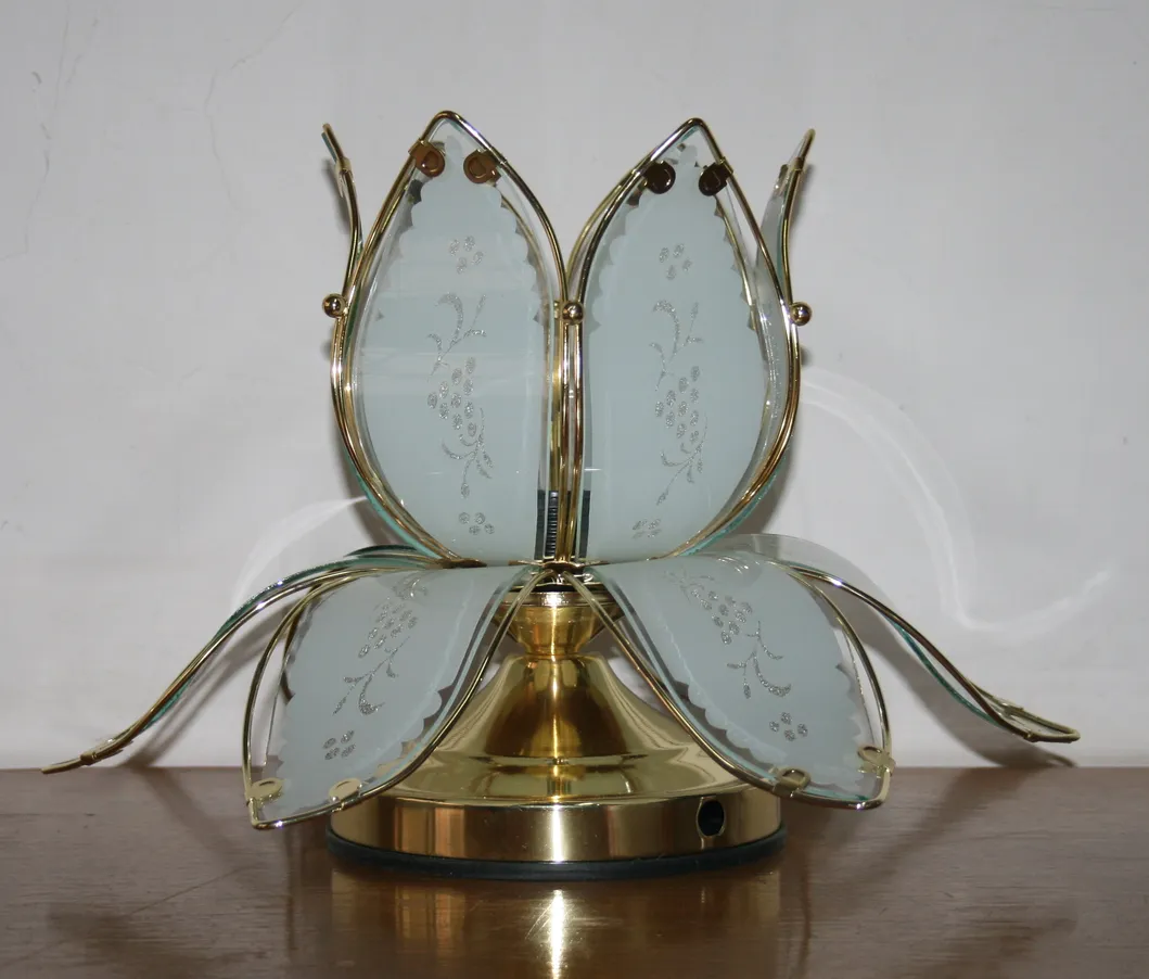 Lotus Flower Table Lamp 2