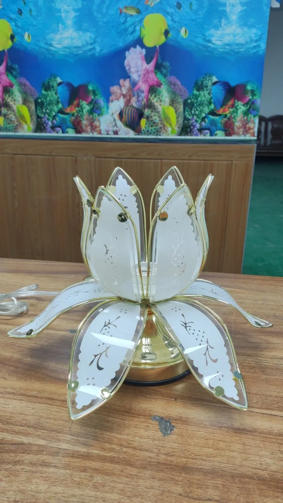 Art Deco Home Touch Control Lamp Dimming Lotus Flower Table Lamp Decorative