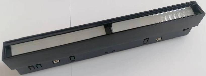 48V Bluetooth-Controlled Magnetic Track Lighting with 12 Heads