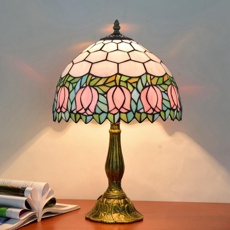 Tiffany Flower Lampshade Table Lamp Aolly Base Bedroom Art Deco Lamp (WH-TTB-68)