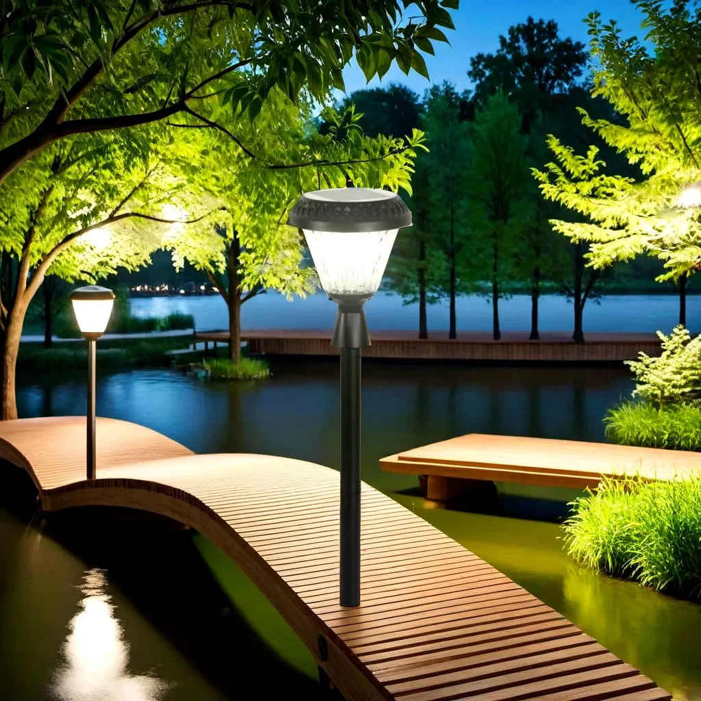 Manufacturer Outdoor Garden Light Waterproof Pathway Courtyard Landscape Decoration Solar Spike Light