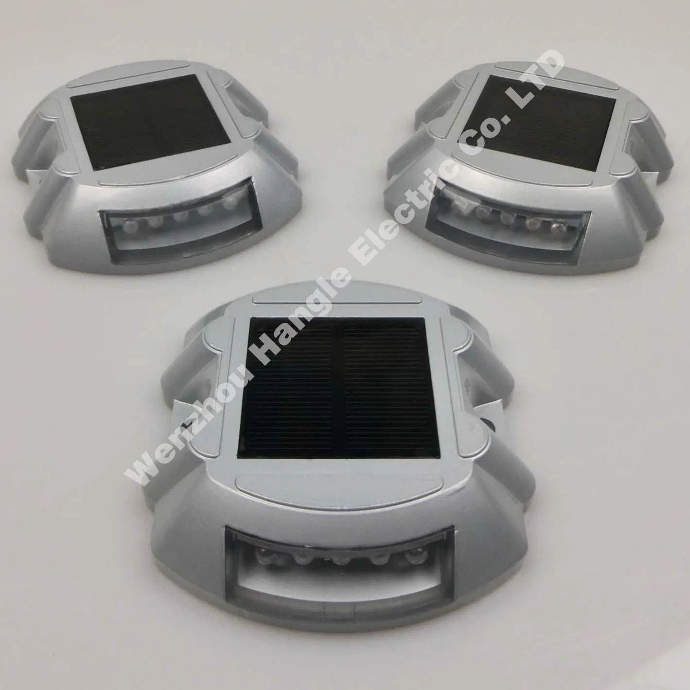 Traffic Warning LED Light Solar Road Stud for Motorway Flash LED Road Marker Light