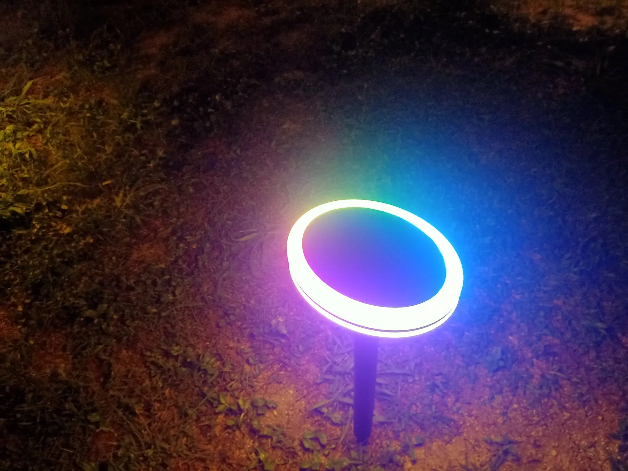 IP65 Waterproof Park Decoration Path Lights Spike Solar Panel Outdoor LED Solar Bollard Lawn Light for Garden